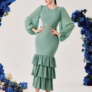 Women's Pleated Lantern Sleeve Dress With Multiple Layers And Ruffle Hem